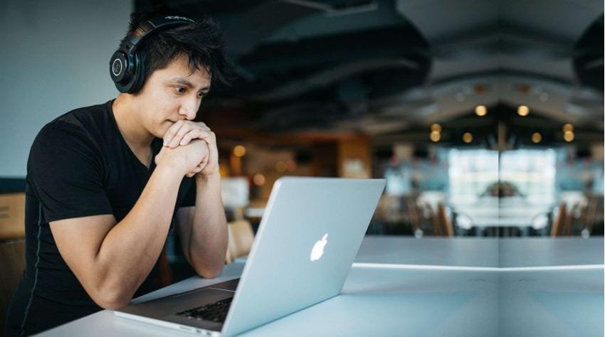 Tips, Tricks, and Tech to Give Your Startup a Head Start | Business Magazine | Business Start up