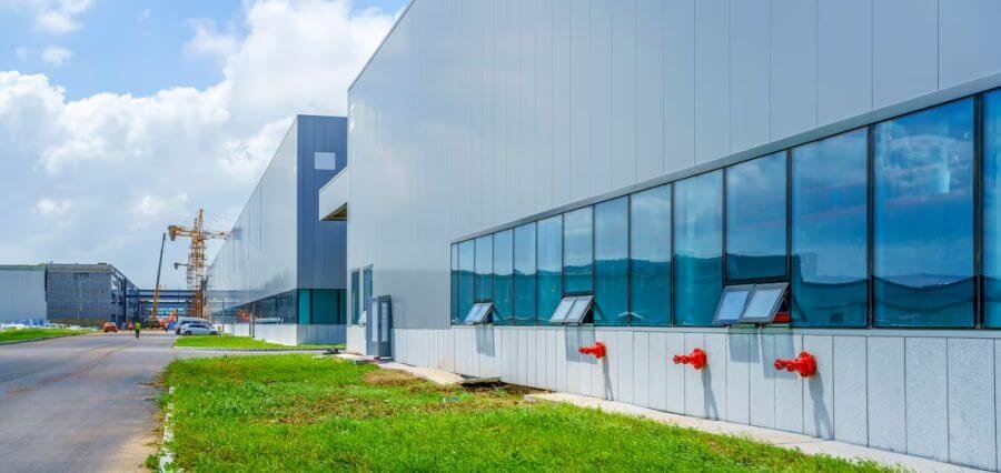 Top Solutions to Enhance Energy Efficiency in Industrial Facilities